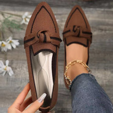 Cargar imagen en el visor de la galería, Bow Contrast Trim Point Toe Loafers
