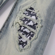 Load image into Gallery viewer, American High Street Fashionable Men's Ripped Black And White Patch Jeans