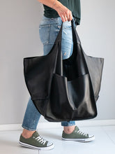 Load image into Gallery viewer, Vintage Large Capacity Handbags PU Soft Leather Big Bag Designer Luxury Women Shoulder Bag Beach On Vacation Woman Tote Bag