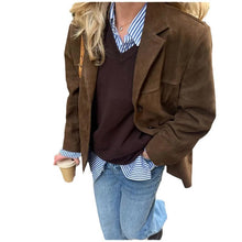 Cargar imagen en el visor de la galería, Chaqueta de solapa marrón con bolsillos y estilo retro artístico para mujer