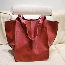 Load image into Gallery viewer, Vintage Large Capacity Handbags PU Soft Leather Big Bag Designer Luxury Women Shoulder Bag Beach On Vacation Woman Tote Bag
