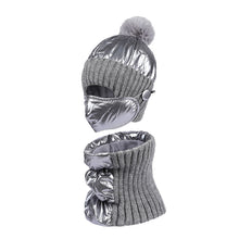 Cargar imagen en el visor de la galería, Traje de tres piezas con gorro, bufanda y mascarilla para hombre