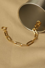 Cargar imagen en el visor de la galería, Pulsera de cadena con clip de papel