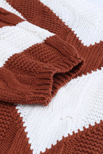 Cargar imagen en el visor de la galería, Suéter tipo túnica con cuello en V y tejido de cable Chevron