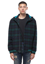 Cargar imagen en el visor de la galería, Chaqueta con capucha y cremallera a cuadros de mezcla de lana para hombre de Konus - Verde