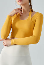 Load image into Gallery viewer, Halter Neck Long Sleeve Cropped Sports Top
