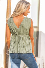 Load image into Gallery viewer, Sleeveless Eyelet Peplum Top