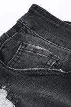Cargar imagen en el visor de la galería, Pantalones cortos de mezclilla desgastados con dobladillo sin rematar