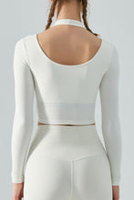 Load image into Gallery viewer, Halter Neck Long Sleeve Cropped Sports Top