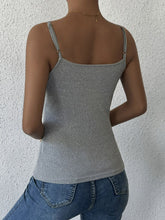 Cargar imagen en el visor de la galería, Camisola de cuello redondo con tirantes finos ajustables y canalé