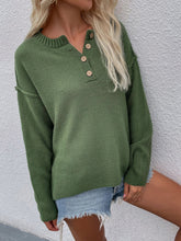 Load image into Gallery viewer, Buttoned Exposed Seam High-Low Sweater