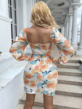 Load image into Gallery viewer, Floral Sweetheart Neck Mini Bodycon Dress