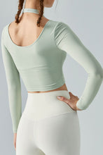 Load image into Gallery viewer, Halter Neck Long Sleeve Cropped Sports Top
