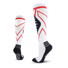 Cargar imagen en el visor de la galería, Outdoor Running Fitness Sports Comfortable Compression Socks Skipping Rope Calf Socks
