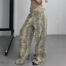 Load image into Gallery viewer, Retro Low Waist Serpentine Jeans Women&#39;s Loose American Trousers
