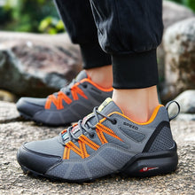 Cargar imagen en el visor de la galería, Lightweight Breathable Men's Mesh Outdoor Sports And Casual Hiking Shoes
