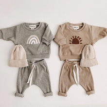 Cargar imagen en el visor de la galería, Baby Cartoon Fashion Sun Rainbow Letter Sweatshirt Pants Set
