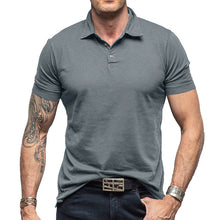 Cargar imagen en el visor de la galería, Camiseta tipo polo de manga corta de color liso para hombre
