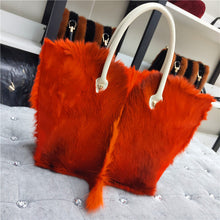 Cargar imagen en el visor de la galería, European And American Fashion Minimalist Cowhide Handle Handbag
