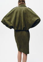 Load image into Gallery viewer, Women&#39;s Batwing Sleeve Lapel Suede Texture Effect Pilot Jacket
