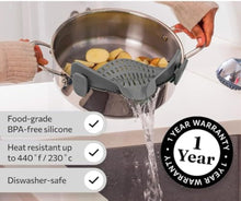 Cargar imagen en el visor de la galería, Silicone Pot Strainer Adjustable Silicone Clip On Strainer For Pots Pans And Bowls Kitchen Pot Strainer Hand Held Pot Drainer Fruit Washing Filter For Noodles Pasta Veggies
