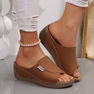 Simple Stylish Peep Toe Wedge Slippers