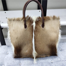 Cargar imagen en el visor de la galería, European And American Fashion Minimalist Cowhide Handle Handbag
