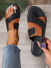 Load image into Gallery viewer, Plus Size Color Matching Toe Covering Flat Slippers
