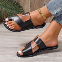 Load image into Gallery viewer, Plus Size Color Matching Toe Covering Flat Slippers

