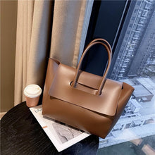 Cargar imagen en el visor de la galería, Fashion Women Shoulder Bags Large Capacity Handbags Simple Retro Tote Bags Solid Color Famous Brand High Quality Bags
