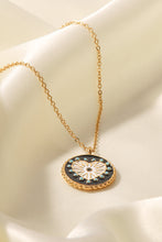 Load image into Gallery viewer, Heart Design Round Pendant Necklace
