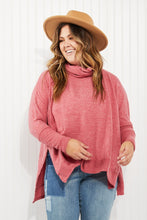 Cargar imagen en el visor de la galería, Suéter tipo poncho con cuello vuelto de tamaño completo Zenana Love and Cuddles
