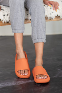 Sandalias sin cordones WeeBoo Go All Out en color naranja