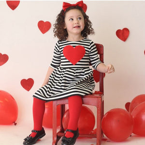 Precioso vestido de rayas con forma de corazón para niñas 