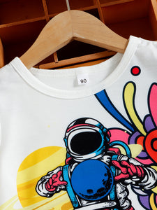 Camiseta con gráfico de astronauta para niños