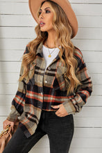 Load image into Gallery viewer, Plaid Pocketed Button Down Shacket
