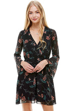 Load image into Gallery viewer, Floral V Neck Long Sleeve Skater Dress
